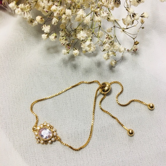 Beautiful Handmade Floral Zircon Charm Adjustable Bracelet, contemporary style - Picture 4 of 4